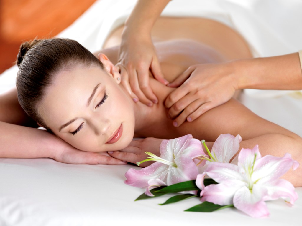 Làm thế nào để massage bấm huyệt đúng cách