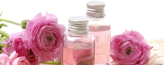 cách sử dụng tinh dầu hoa hồng
